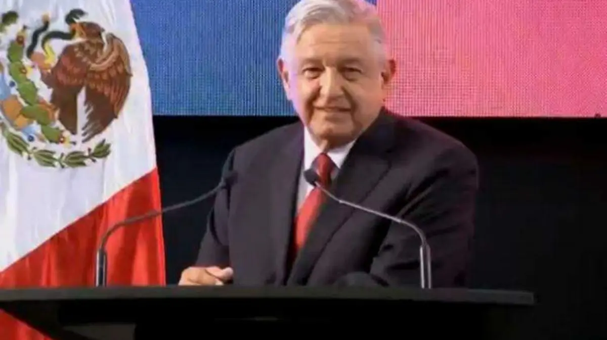 amlo tec monterrey ESPECIAL